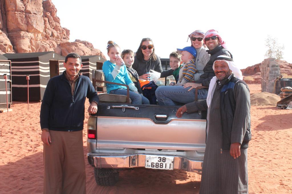 Hotel Rainbow Camp Wadi Rum Exterior foto