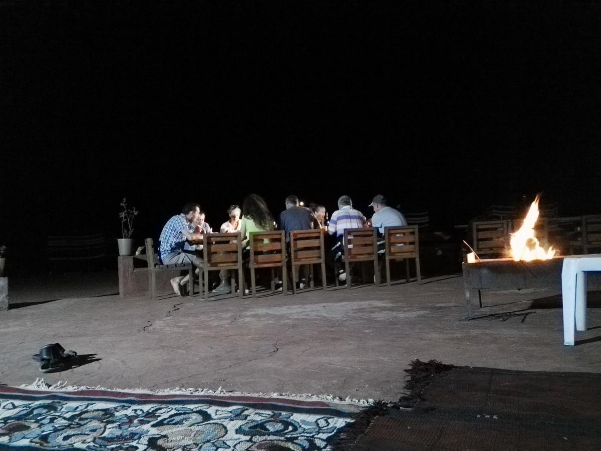 Hotel Rainbow Camp Wadi Rum Exterior foto