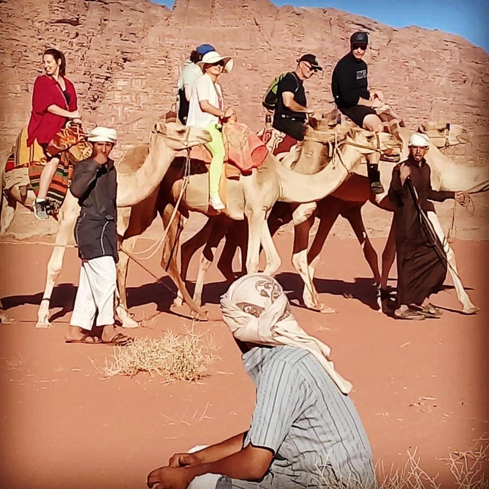 Hotel Rainbow Camp Wadi Rum Exterior foto