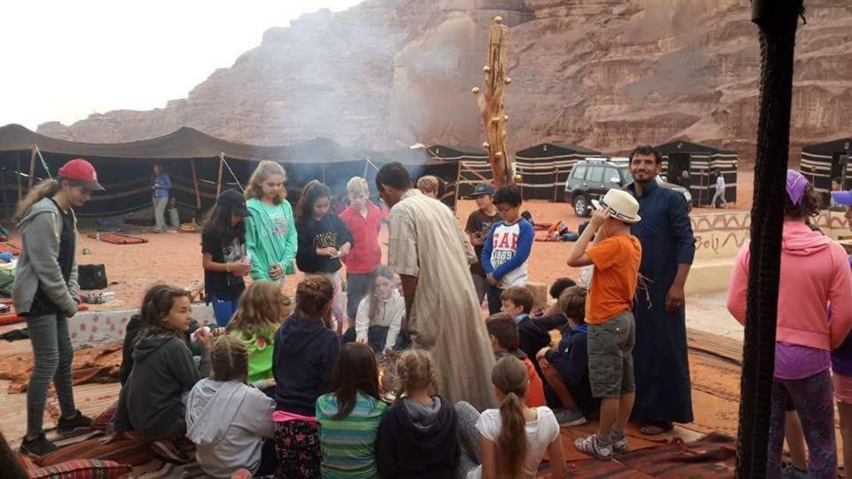 Hotel Rainbow Camp Wadi Rum Exterior foto