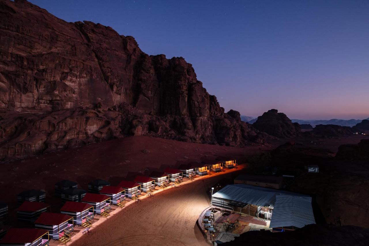 Hotel Rainbow Camp Wadi Rum Exterior foto