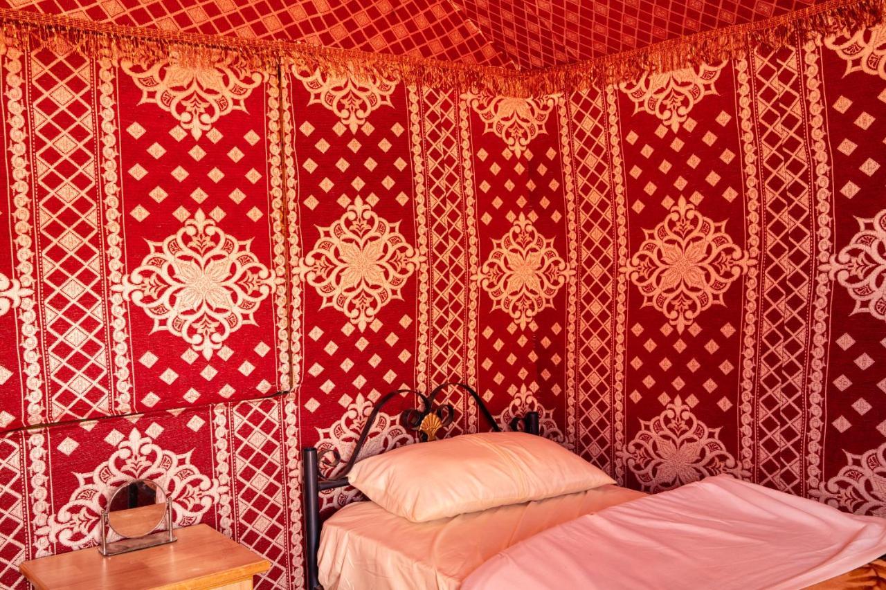 Hotel Rainbow Camp Wadi Rum Exterior foto