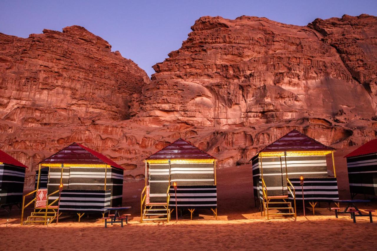 Hotel Rainbow Camp Wadi Rum Exterior foto