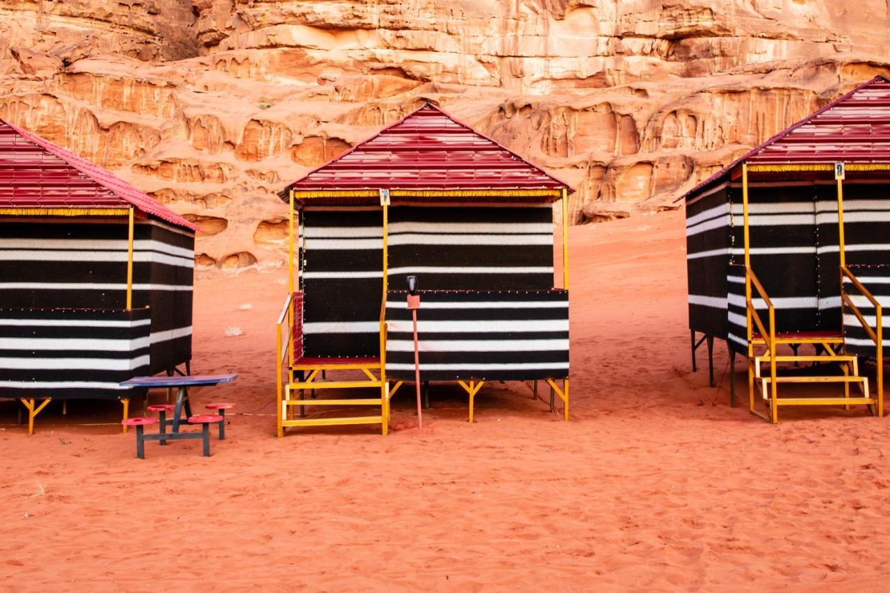 Hotel Rainbow Camp Wadi Rum Exterior foto