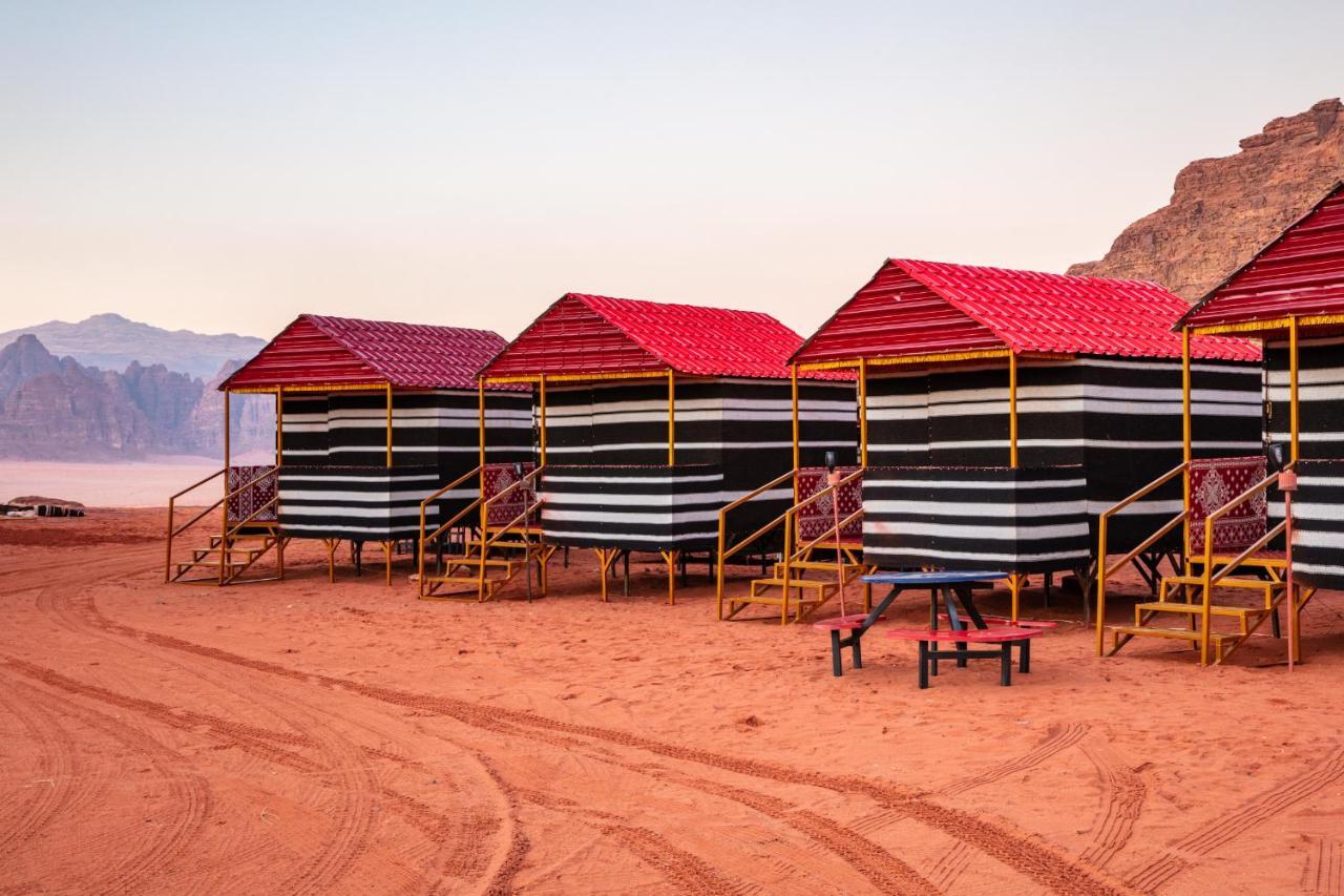 Hotel Rainbow Camp Wadi Rum Exterior foto