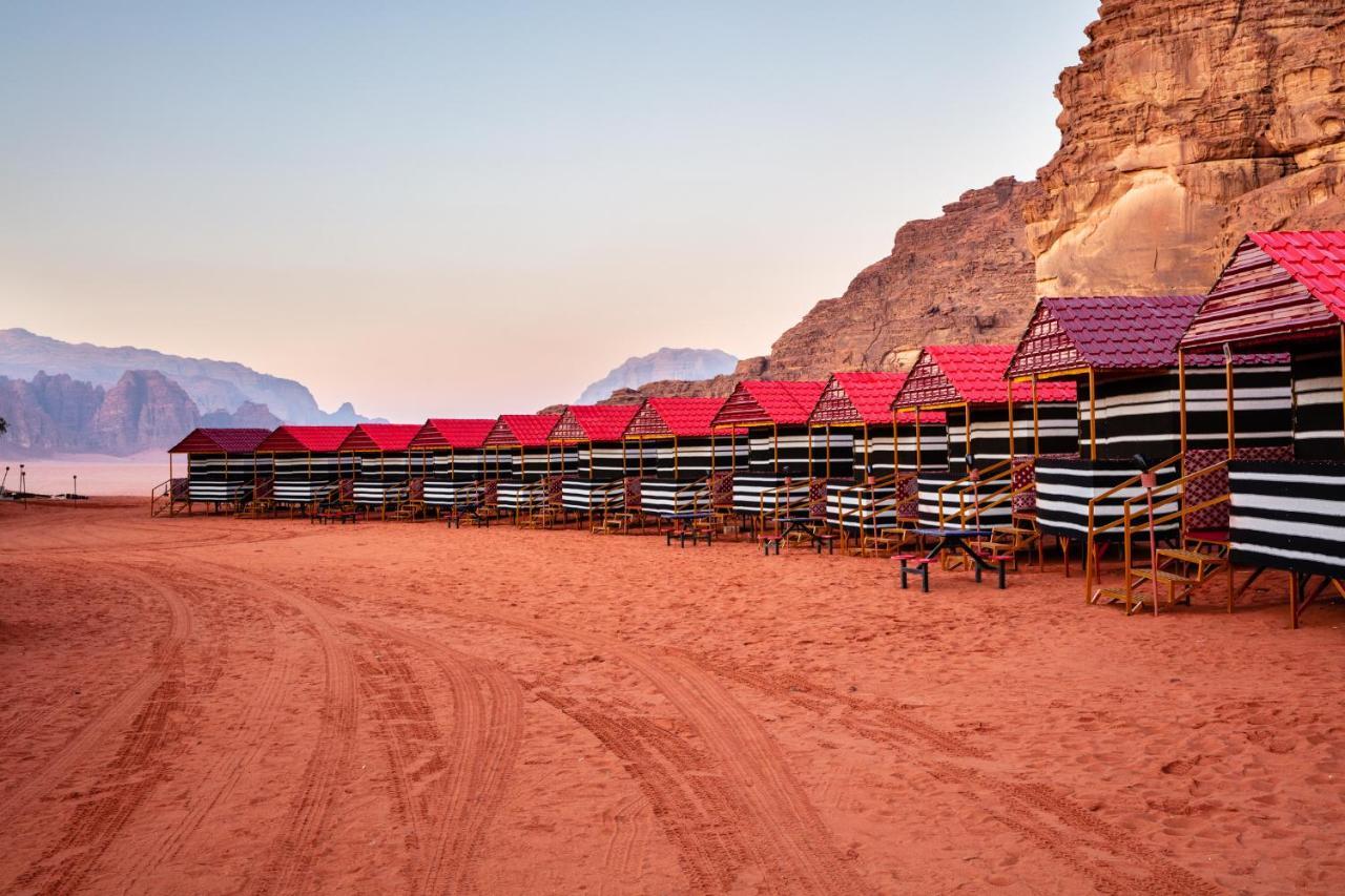 Hotel Rainbow Camp Wadi Rum Exterior foto